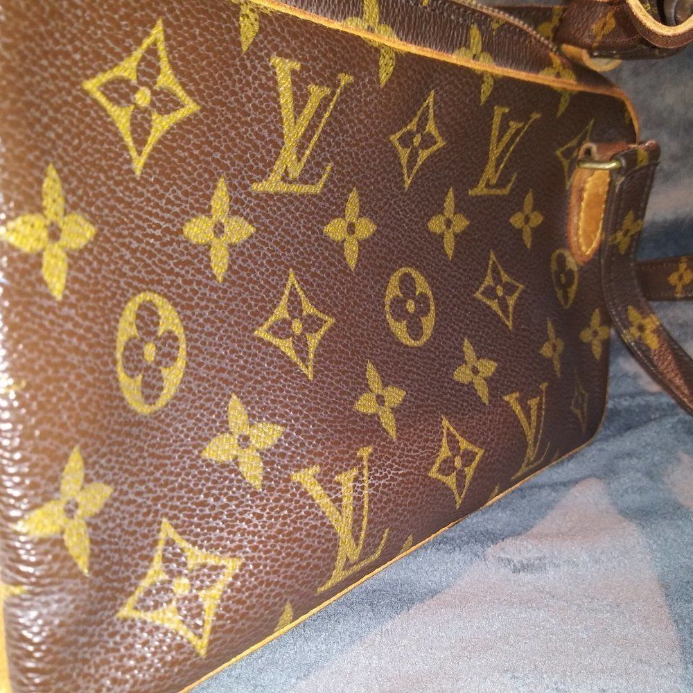 Louis Vuitton Vintage 1985 Marly Bandouliere Bag - Picture 6 of 14